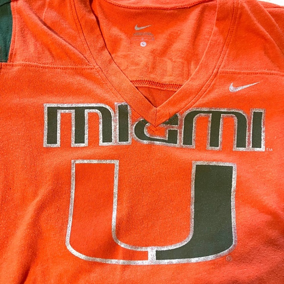 Univesity of Miami T Shirt - Picture 2 of 5